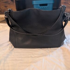 Coach Elegant Black Shoulder Bag